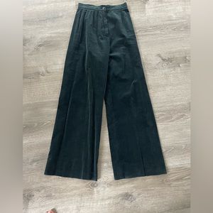 Vintage high waisted 70’s velvet green wide leg pants